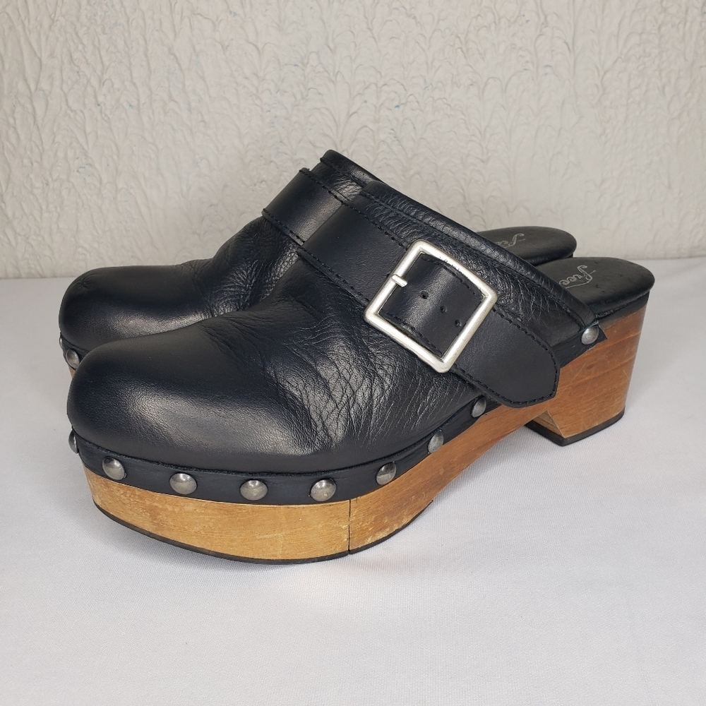 Free People Culver City Platform Wooden Black Clogs Studds Size 40 EU 10 US - Picture 1 of 14